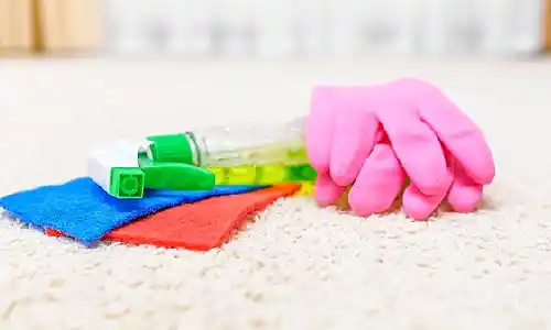 پاک کردن لکه چربی از فرش